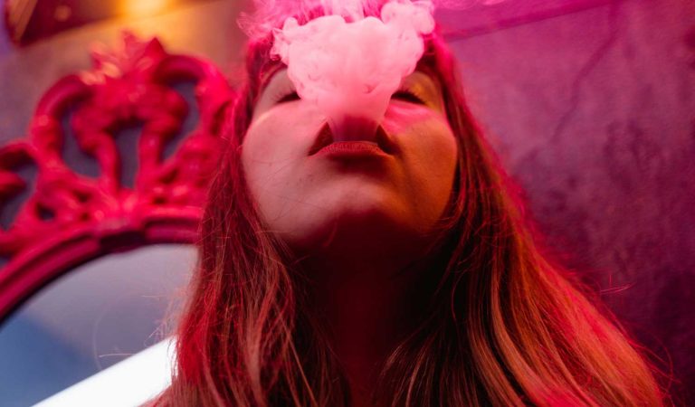 Does Hookah Get You High? Understanding the Effects of Hookah Smoking