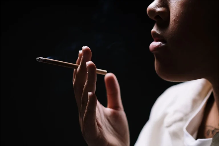 What’s the Healthiest Cigarette to Smoke?